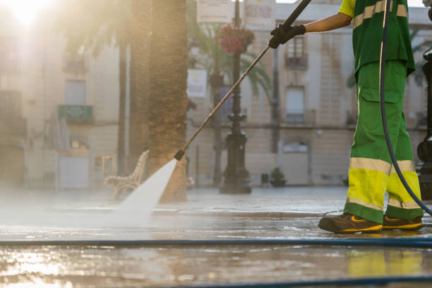 Best Deck Cleaning Services  in Frankfort, OH